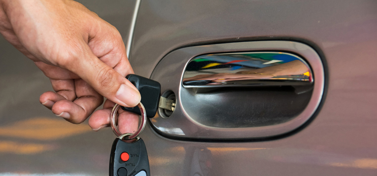 Car door lock repair in Narre Warren South, VIC